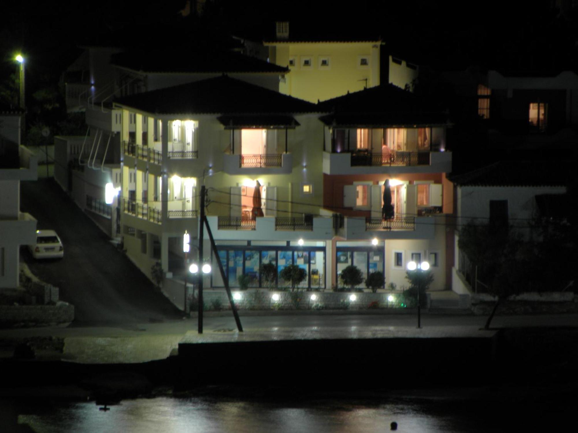 Vasilis Apartments Ermioni Zewnętrze zdjęcie